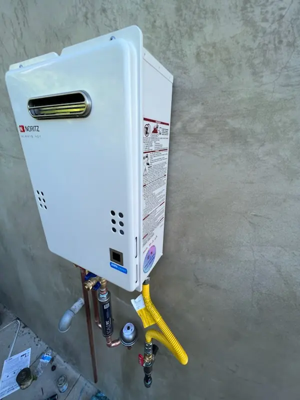 Tankless water heater installation for Oildale homes